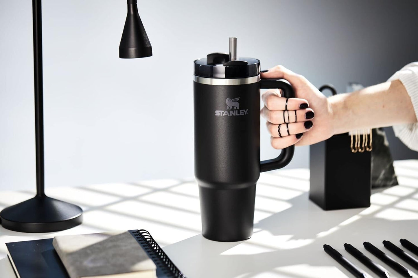 Stanley Tumbler (40 Oz)-كوب ستانلي (40 أونصة)